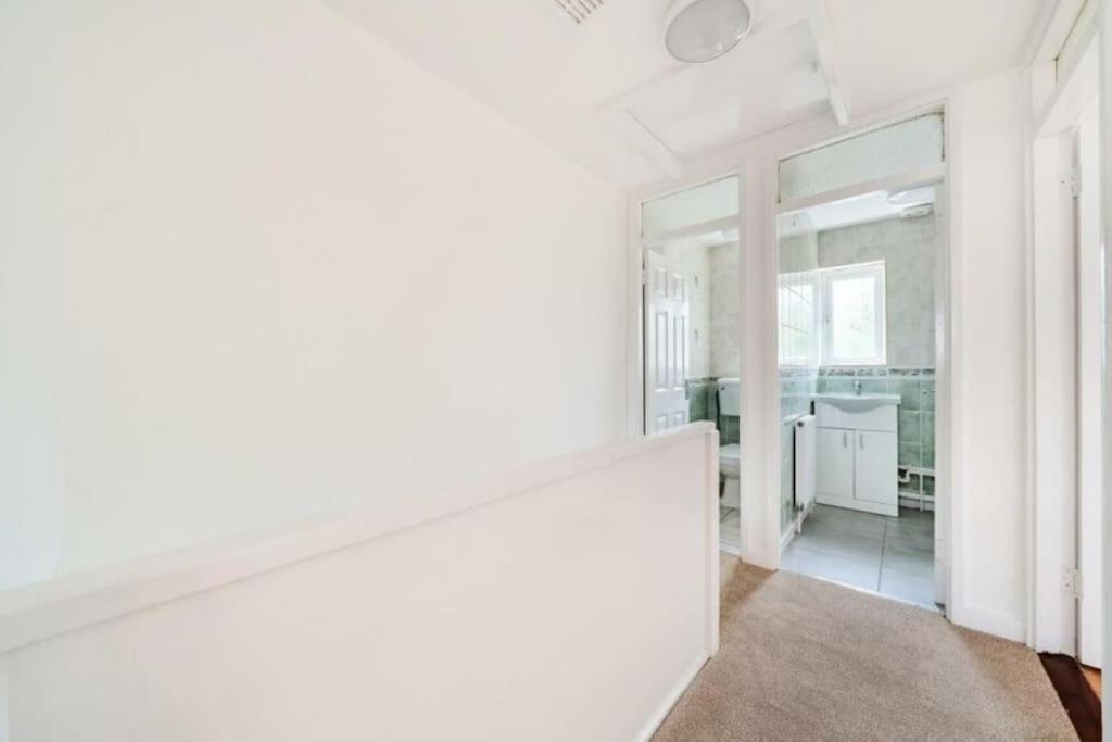 فيلا A Luxurious 3 Bed-Terrance House لندن المظهر الخارجي الصورة